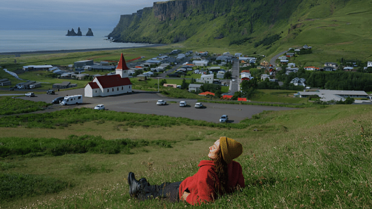 Reykjavik: Private South Coast Tour with Jokulsarlon & Diamond Beach