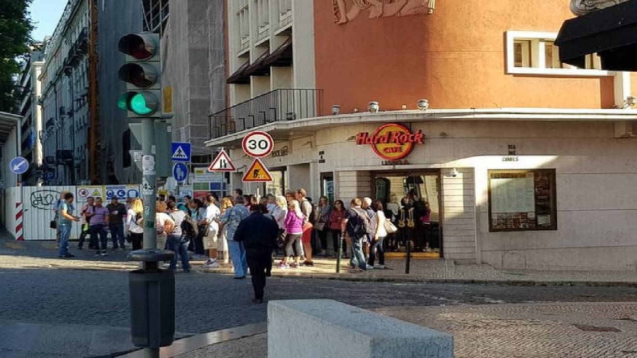 Special Guided Tour of Tuk Tuk Lisbon Historic 2 Hours