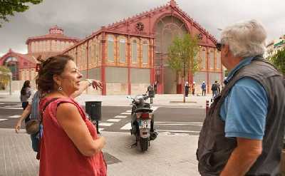 Barcelona Like a Local – Private Walking Tour with Pintxos & Wine