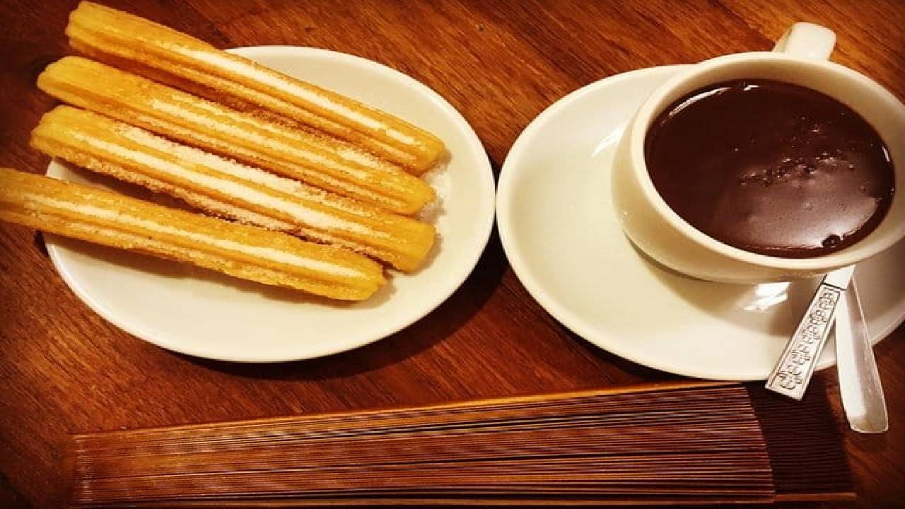 Food & Drink Private Tour of Barcelona in Traditional Taverns