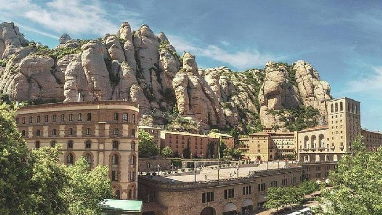Montserrat Day Trip Private or Small Group with Basilica Tickets