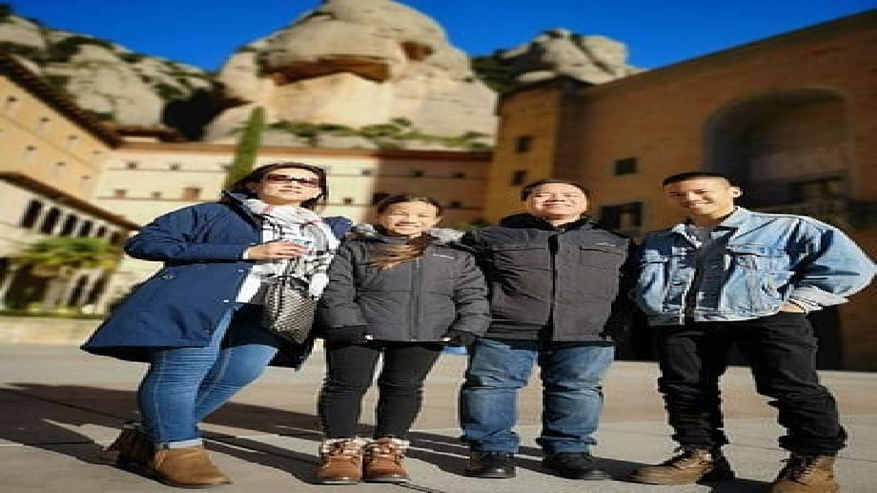 Montserrat Private Day Trip with Codorniu Cava Cellar Tasting