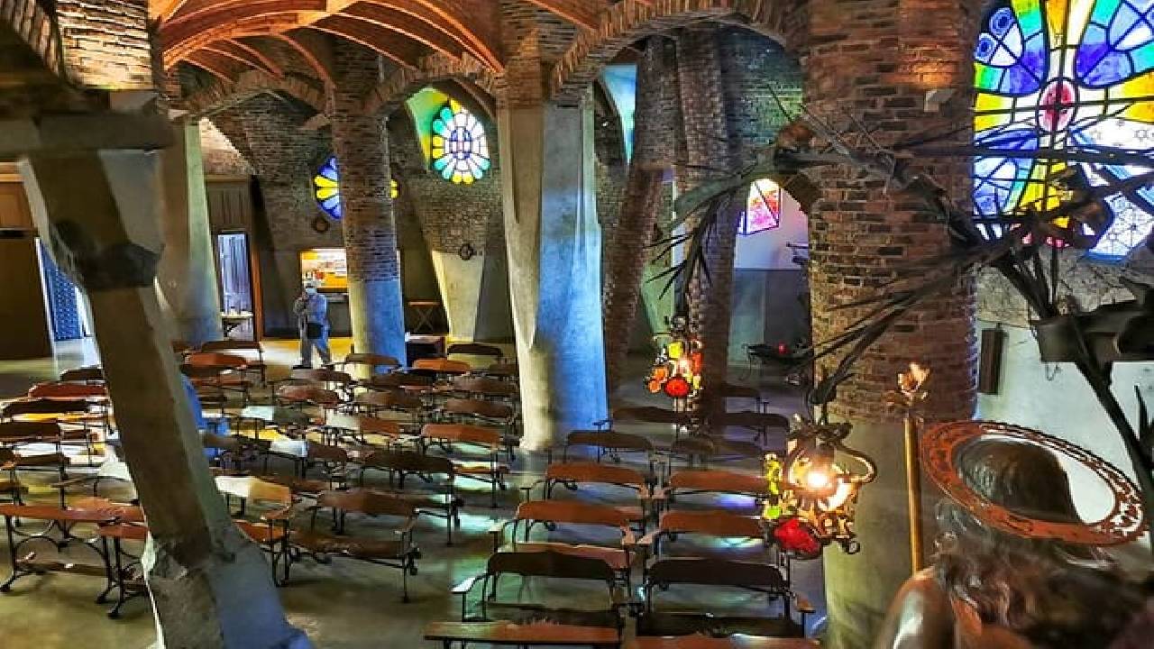 Colonia Guell, Casa Vicens & Torre Bellesguard Private Tour 