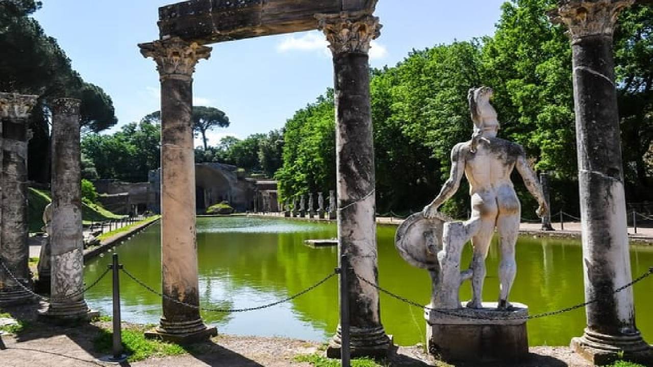 Villa Adriana Private Day Trip from Rome By Train