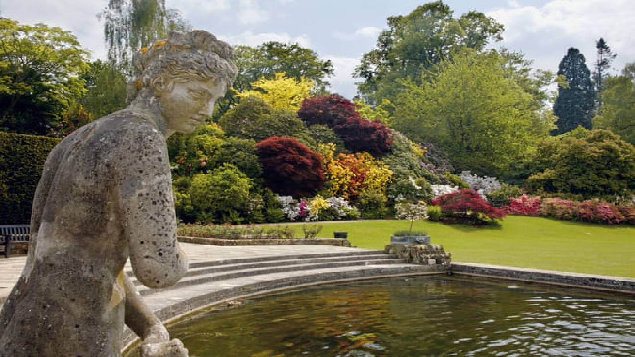 From London: Leeds Castle and Hever Castle Tour Including Entry Tickets