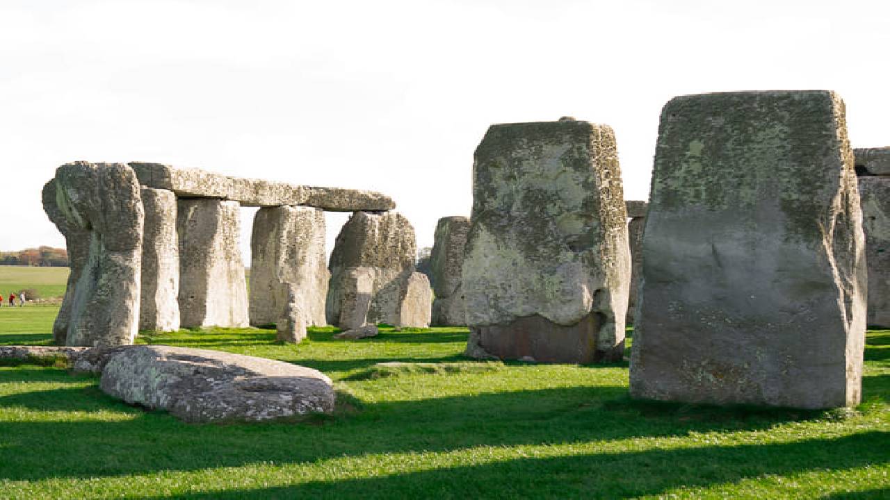From London: Stonehenge Morning Tour Including Tickets