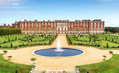 Hampton Court Palace Half-Day Trip from London Including Entry Tickets