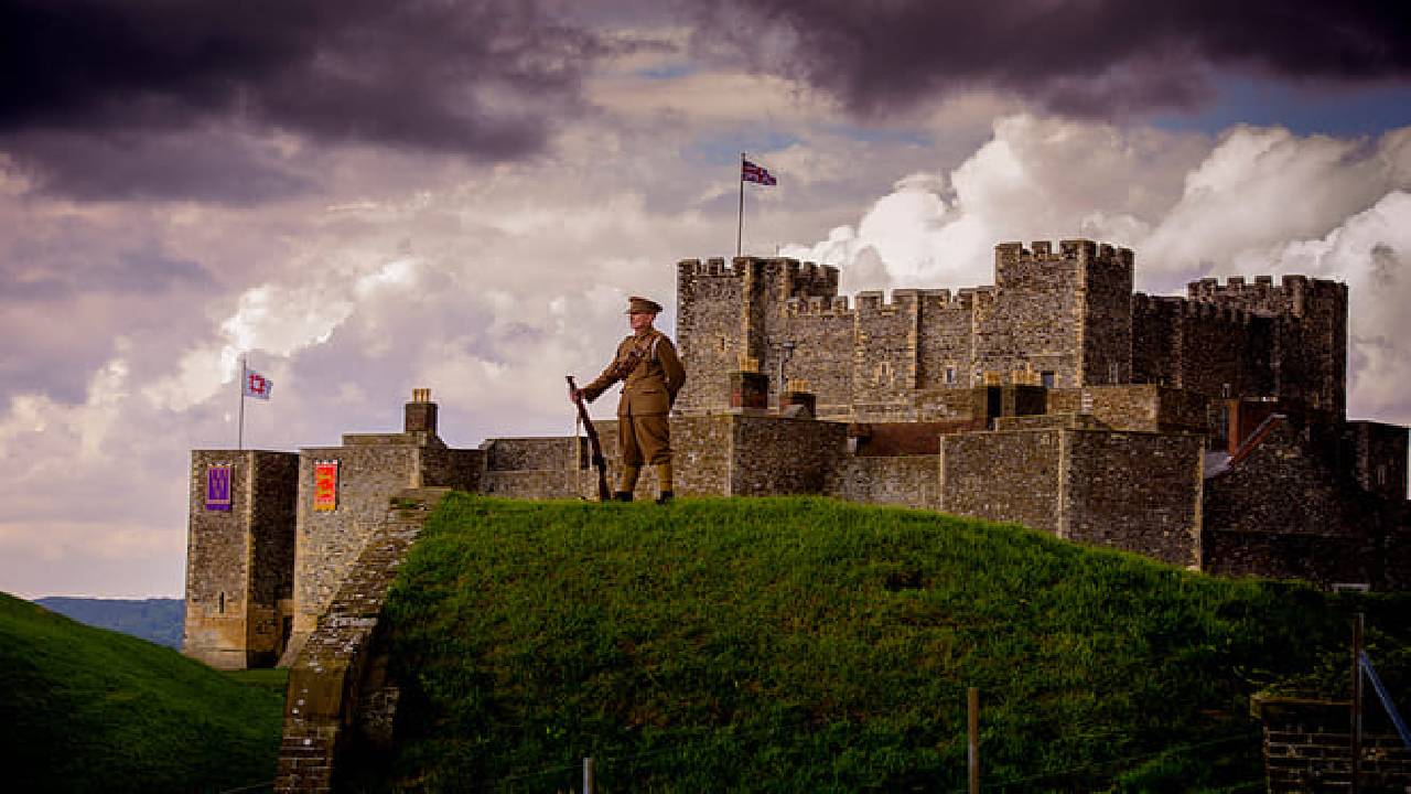 Canterbury and Dover Guided Day Tour from London