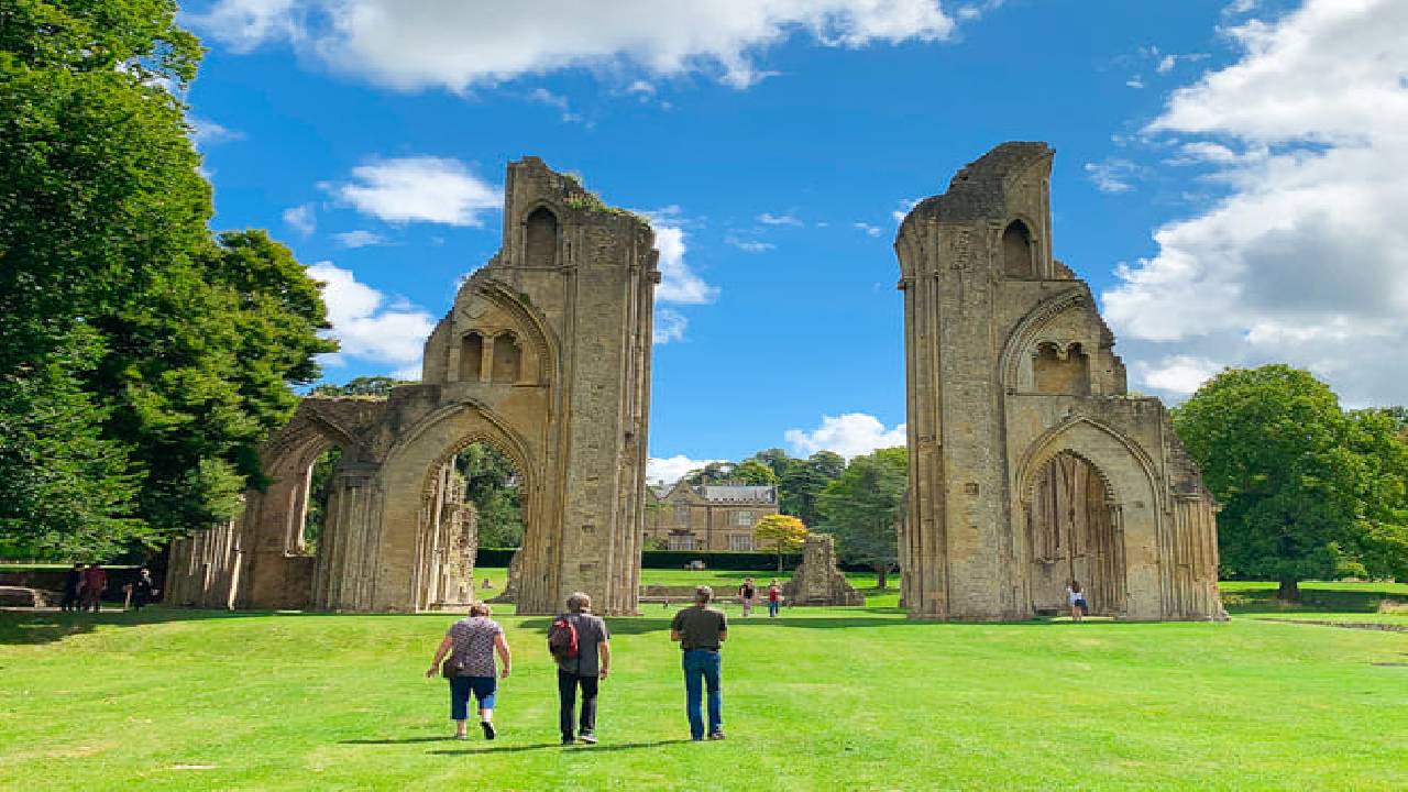 Glastonbury and Cheddar Gorge Guided Day Tour from London
