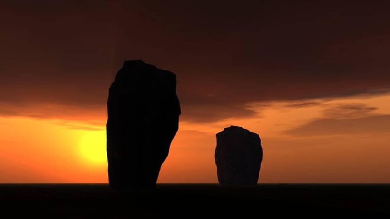 Stonehenge Special Access Guided Evening Tour from London