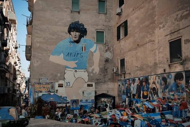 Join a SCC Napoli Game Experience with a local in Naples