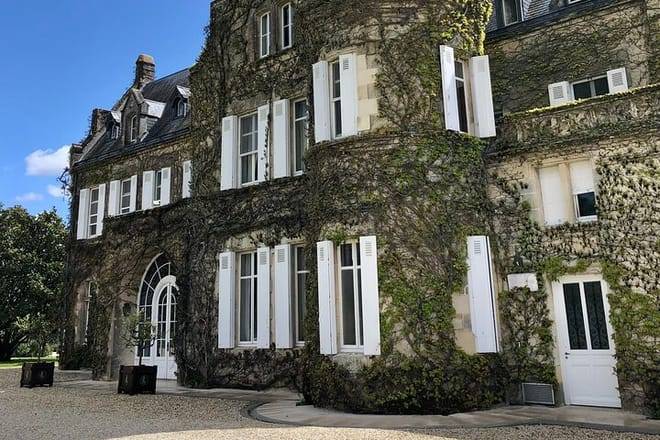 Margaux & the Medoc Full Day private wine tour in a Citroën 2cv