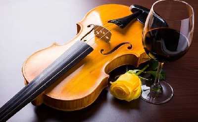 Musical Aperitif in Marseille: Concert and Local Produce Tasting Experience