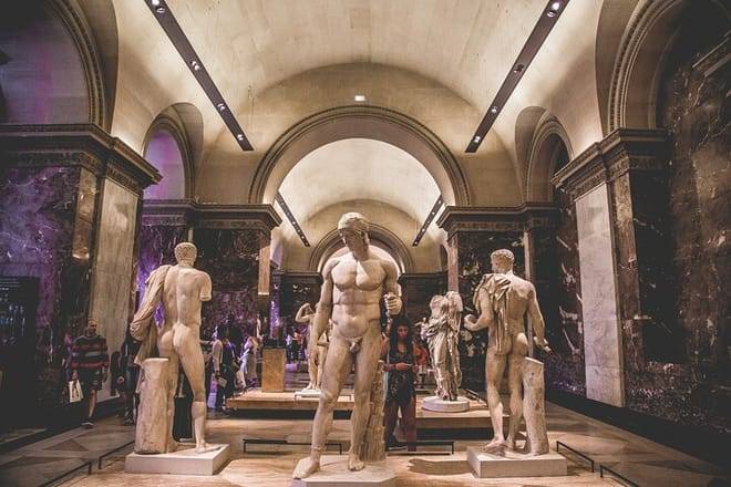 Full Day Paris City Pass: 50 Museums, Unlimited Hop On/Off Cruise