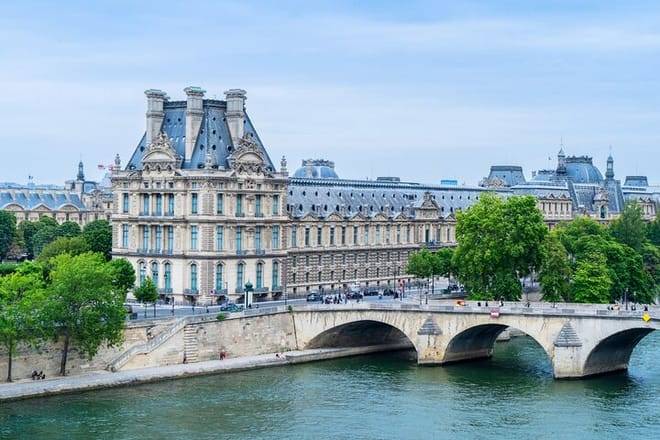 Full Day Paris City Pass: 50 Museums, Unlimited Hop On/Off Cruise