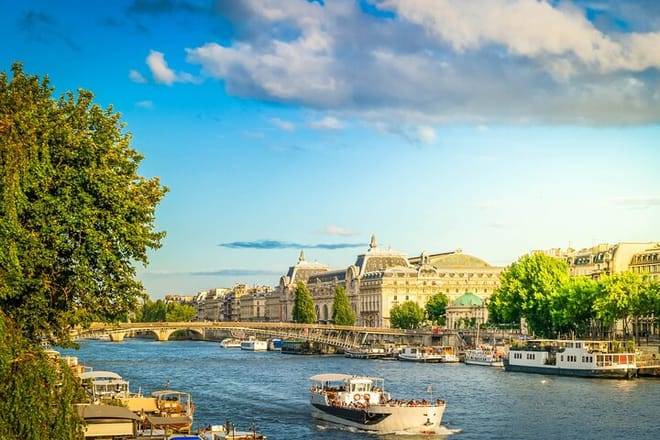 Full Day Paris City Pass: 50 Museums, Unlimited Hop On/Off Cruise