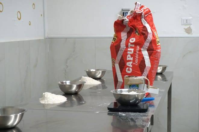 Authentic Pizza Making Class: Learn the Secret Dough Recipe. Appetizers and Drink Included