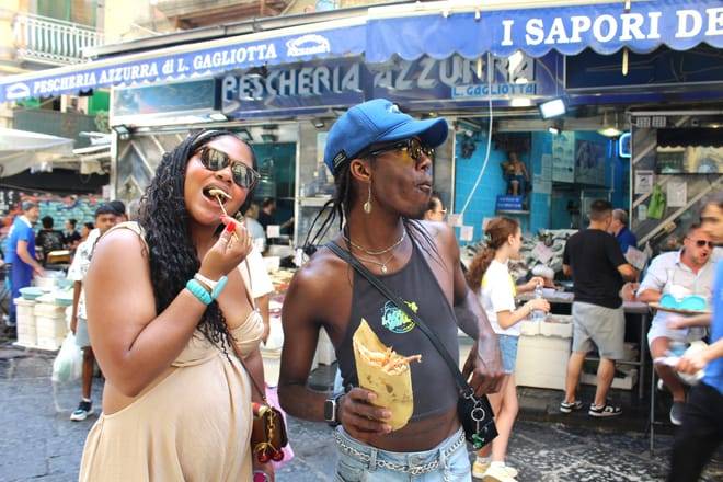 Naples Street Food Tour With Meal in 6 Stops