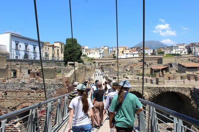 Private Tour of Pompeii and Herculaneum with Guide and Driver