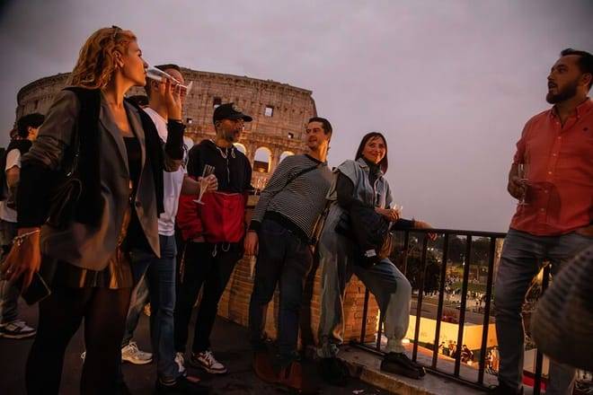 Rome: Drunken History Rome - Love Stories, Drinks & Pizza