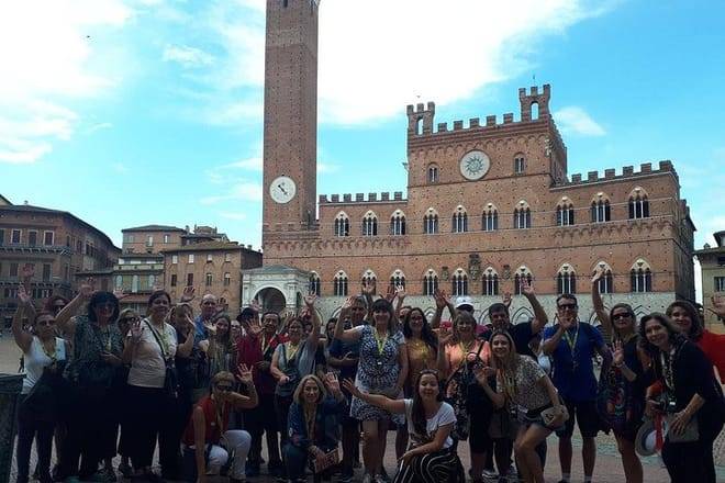 Florence Day Trip: Pisa, San Gimignano, and Siena with Lunch