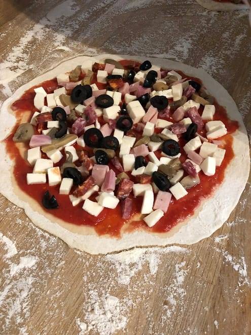 Pizza and Gelato Making class in Florence