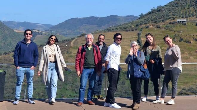 Douro Valley Small Group Tour with Wine Tastings, Lunch and River Cruise 