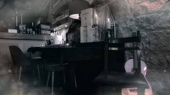 Fado Dinner Show and Night Tour