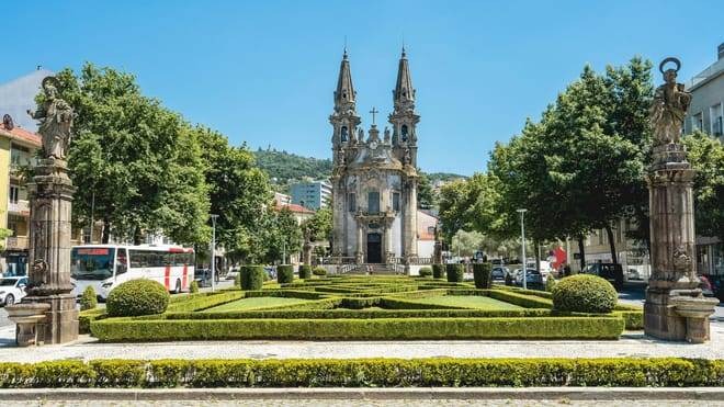 Guimarães & Braga Small Group Tour with Lunch and All Tickets Included