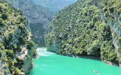 Marseille Shore Excursion: Private Day Trip to Manosque, Valensole, Moustiers Ste Marie and Lake Ste Croix