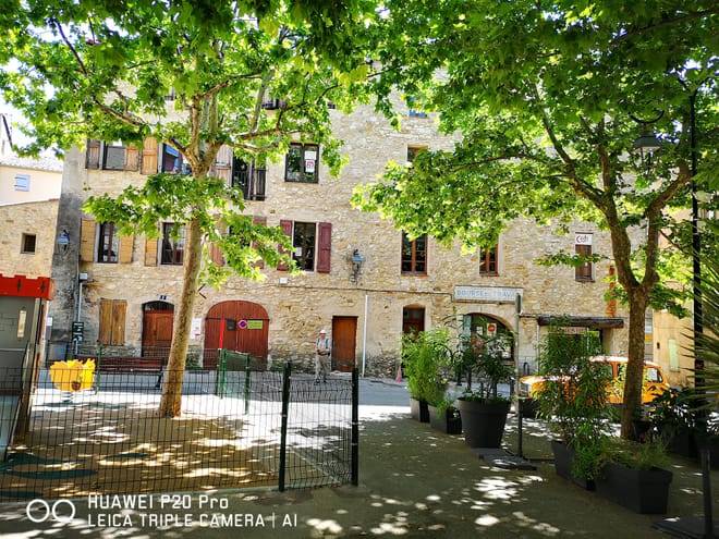 Marseille Shore Excursion: Private Day Trip to Manosque, Valensole, Moustiers Ste Marie and Lake Ste Croix