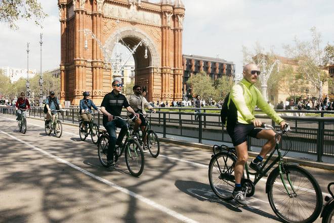 Barcelona City Bike Tour | Highlights and Hidden Gems