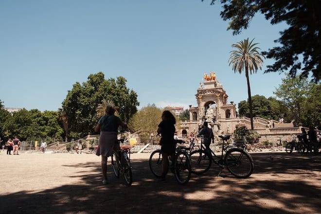 Private 3-Hour Barcelona Bike Tour: Highlights and Hidden Gems