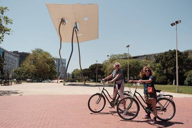 Private 3-Hour Barcelona Bike Tour: Highlights and Hidden Gems