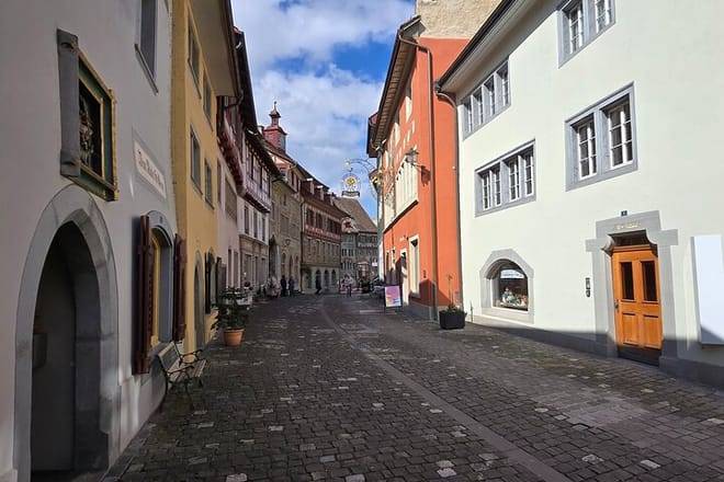 Stein am Rhein and Rhine Waterfalls Day Trip from Zürich