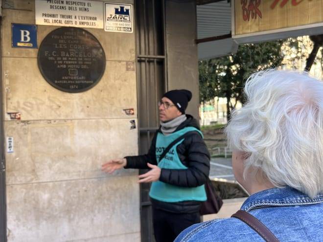FC Barcelona History Immersive Walking Tour - Beer Included