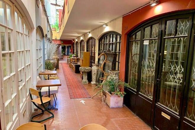 Nice Port Lympia and Antiques District Walking Tour