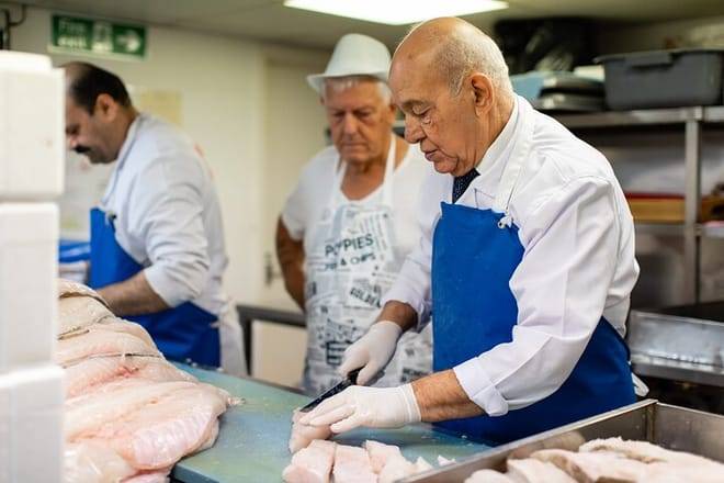 Jack the Ripper Tour Whitechapel Plus Fish and Chips