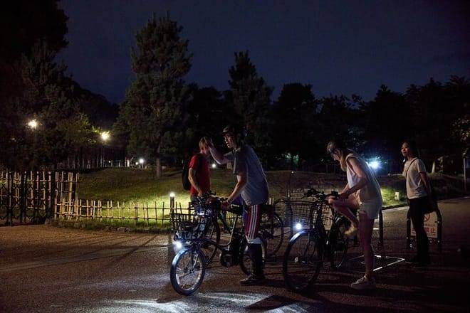 Experience Kyoto Gion at Night E-Bike Tour