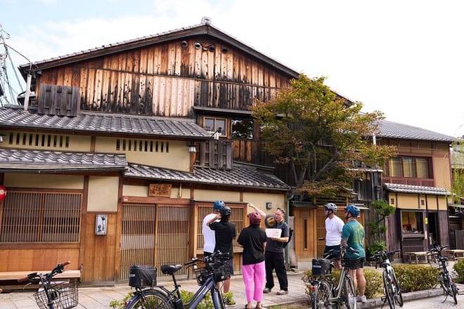 Kyoto E-Bike Tour of Hidden Gems Backstreets and Temples