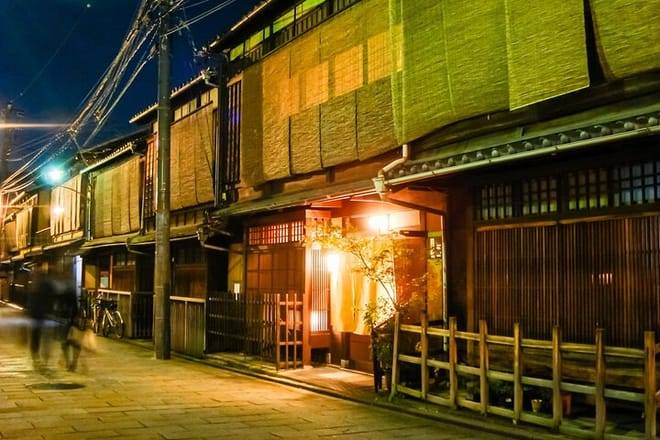 Kyoto Gion Geisha District Walking Tour - The Stories of Geisha