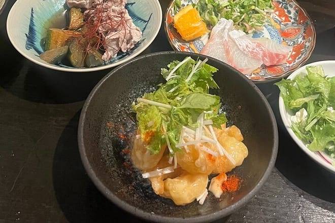 Insane Bars in Kyoto (Exploring Strange Bars Tour)