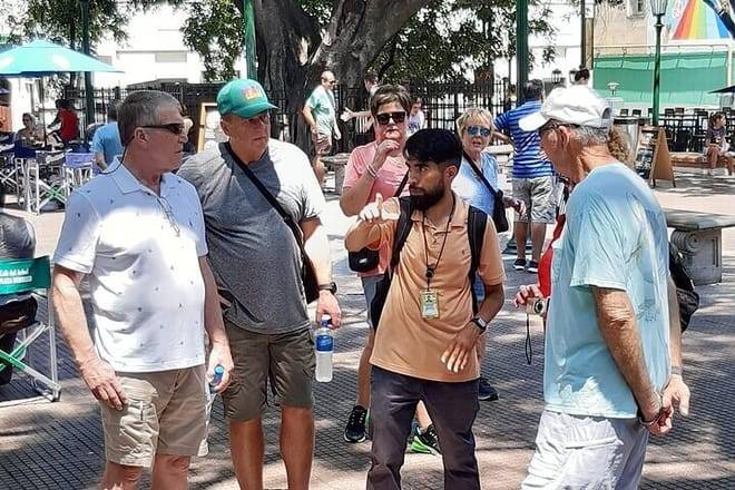 Buenos Aires Walking Tour and Palacio Barolo