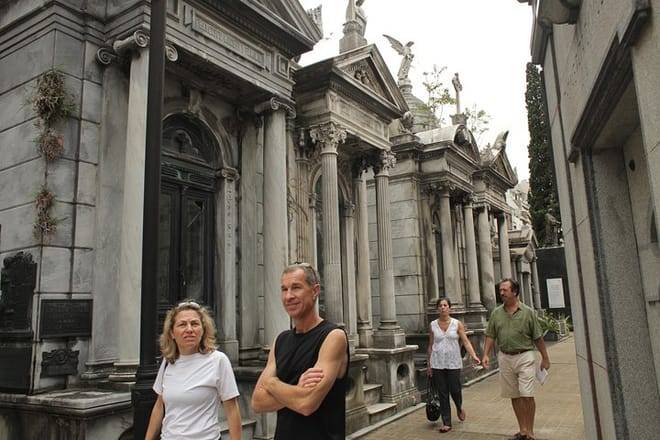 Buenos Aires Walking Tour and Palacio Barolo