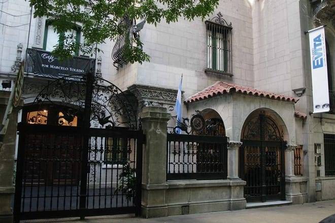 Personalities of Buenos Aires: The Lives of Evita and Borges