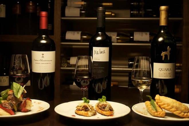 Wine Tasting in Buenos Aires with Tapas