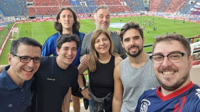 Buenos Aires: Join a soccer matchday experience with local