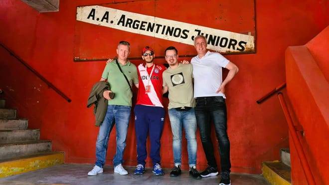 Buenos Aires: Join a soccer matchday experience with local