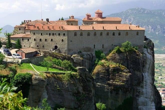 Meteora Full Day Private Tour From Athens 