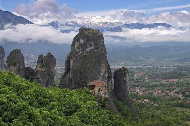 Meteora Full Day Private Tour From Athens 